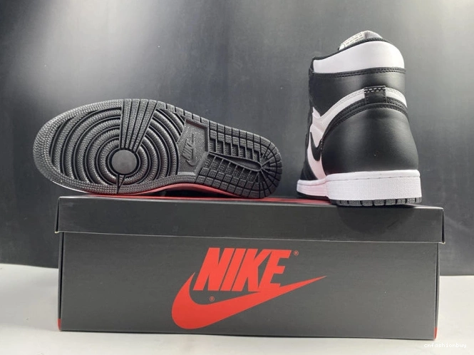 Air Retro (2014) Black 1 555088-010 White Jordan 0818